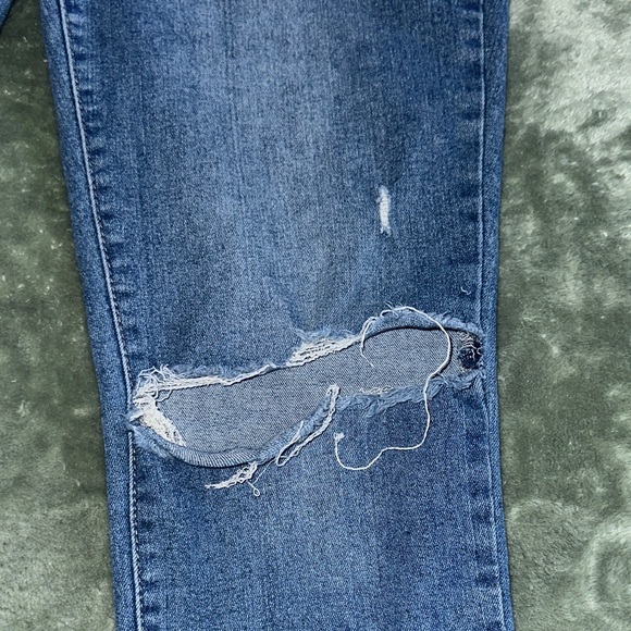 Soho Blue High-Rise Skinny Jeans, Ripped Detail - Picture 5 of 8